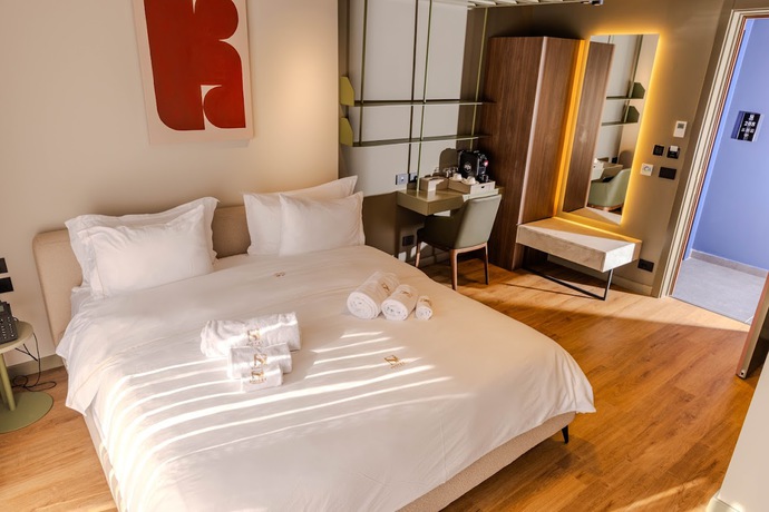 Imagen de la habitación del Hotel SI HOTEL TIRANA. Foto 4