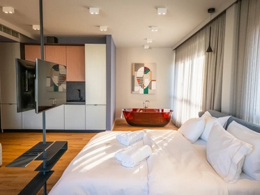 Imagen de la habitación del Hotel SI HOTEL TIRANA. Foto 5