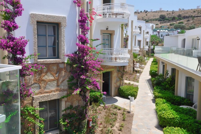 Imagen general del Hotel SIESTA BEACH APARTMENTS. Foto 2