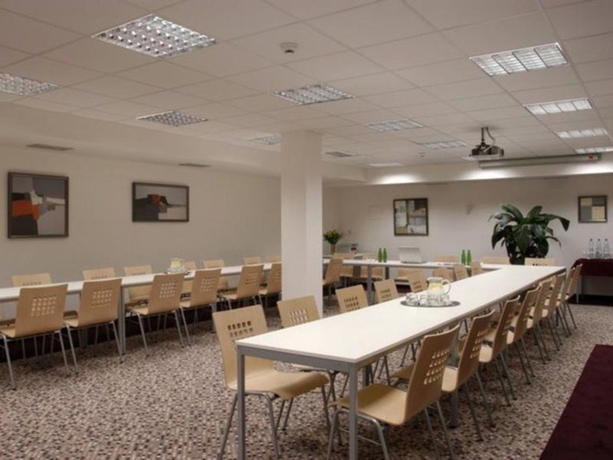 Imagen general del Hotel SILENZIO HOTEL. Foto 4