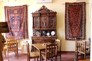 Imagen del bar/restaurante del Hotel SILK ROAD, Erev&aacute;n. Foto 5