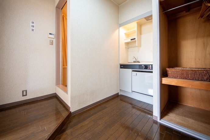 Imagen de la habitación del Hotel SINDAI. Foto 8