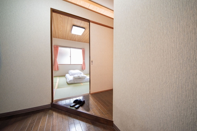 Imagen de la habitación del Hotel SINDAI. Foto 9