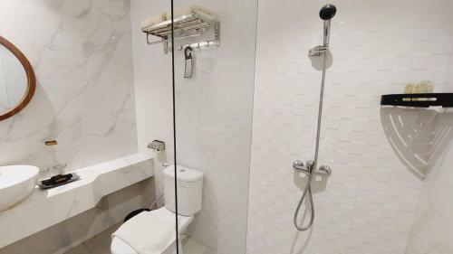Imagen de la habitación del Hotel SIP Azana Jayapura. Foto 19
