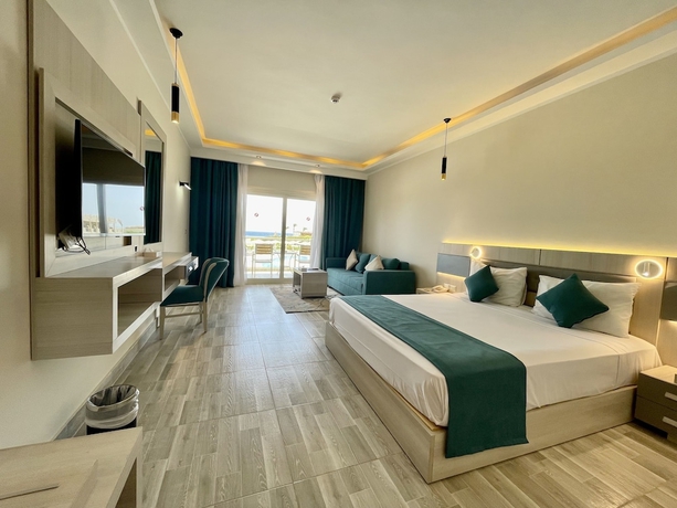 Imagen de la habitación del Hotel SIRENA BEACH RESORT and SPA. Foto 11
