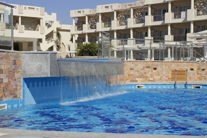 Imagen general del Hotel SIRENA BEACH RESORT and SPA. Foto 3