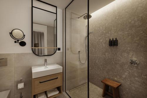 Imagen de la habitación del Hotel SIRO Porto Montenegro. Foto 13