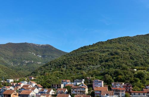 Imagen general del Hotel SIRO Porto Montenegro. Foto 8