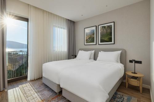 Imagen general del Hotel SIRO Porto Montenegro. Foto 10