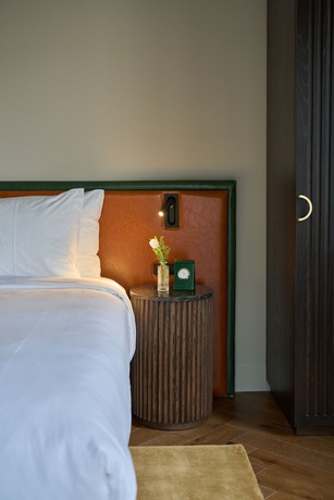 Imagen de la habitación del Hotel SIXTY DC. Foto 4