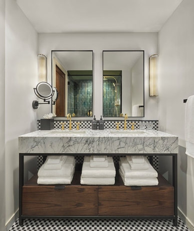 Imagen de la habitación del Hotel SIXTY DC. Foto 7