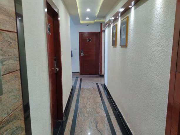 Imagen de los interiores del Hotel SJR. Foto 11