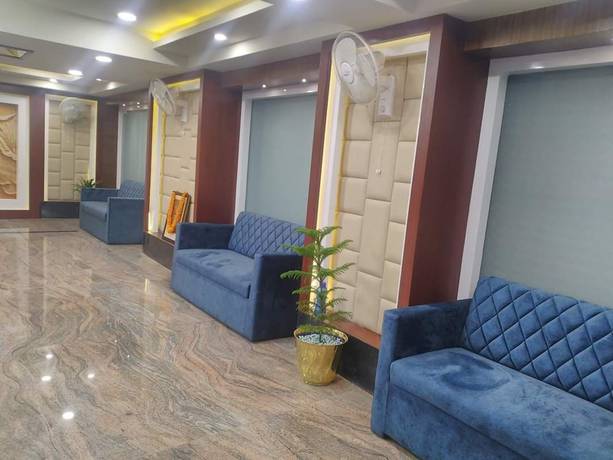 Imagen de los interiores del Hotel SJR. Foto 14