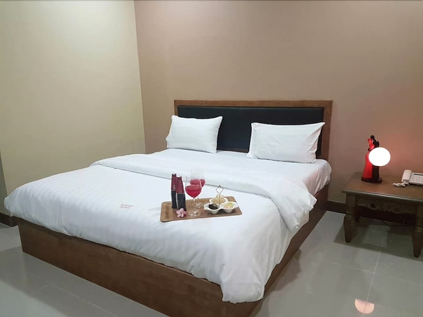 Imagen de la habitación del Hotel SK Resort Pattaya. Foto 12