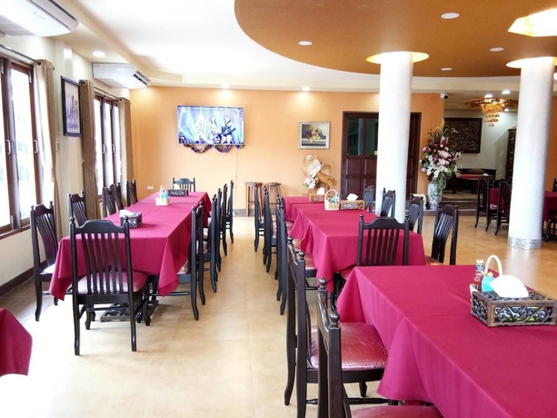 Imagen del bar/restaurante del Hotel SK Resort Pattaya. Foto 2