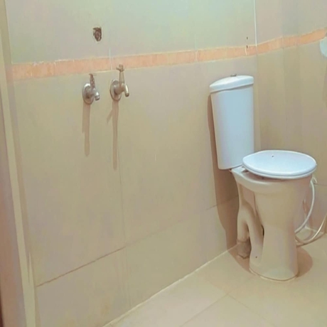 Imagen de la habitación del Hotel SKG Royal Palace. Foto 3