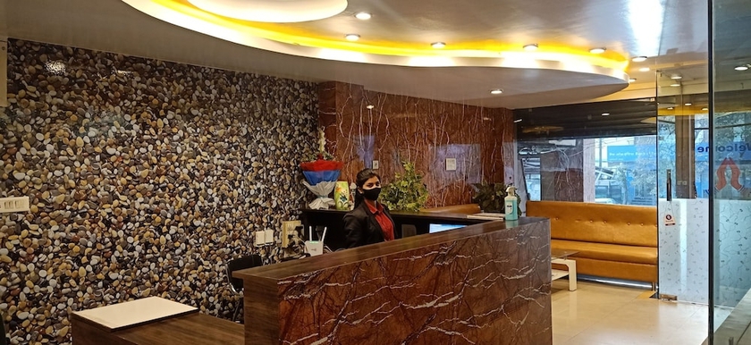 Imagen de los interiores del Hotel SKG Royal Palace. Foto 18