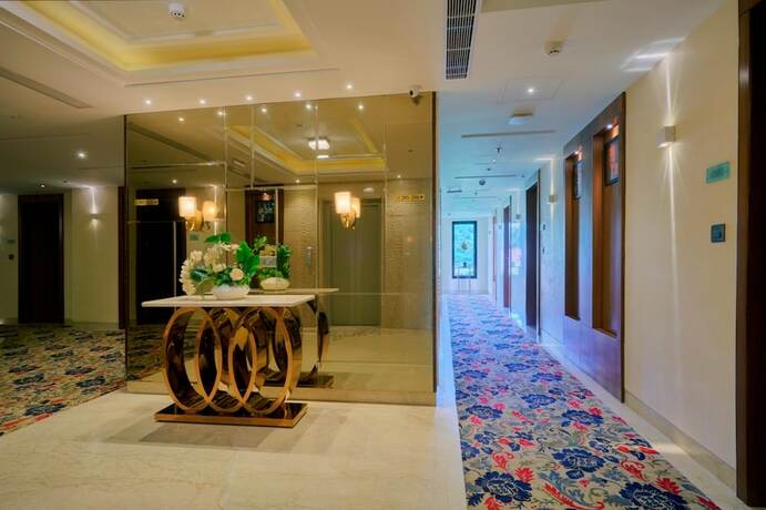 Imagen de los interiores del Hotel SKK Blu & Spa. Foto 11