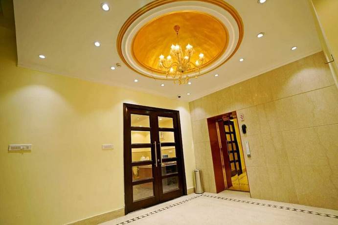 Imagen de los interiores del Hotel SKS Grand Palace. Foto 13
