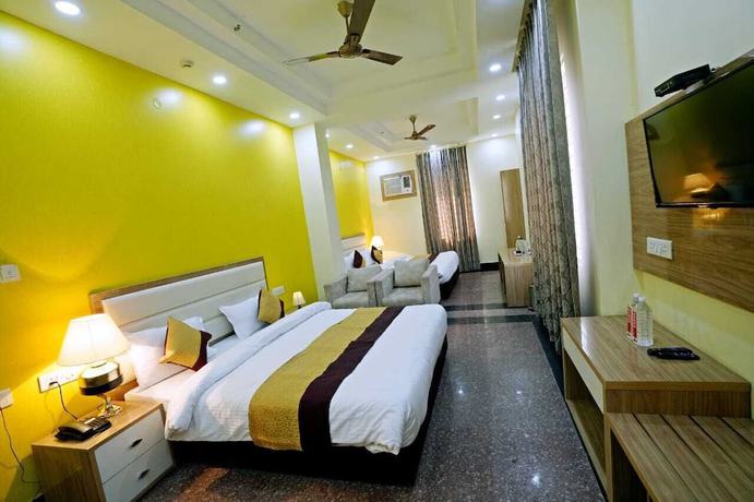 Imagen de la habitación del Hotel SKS Grand Palace. Foto 9