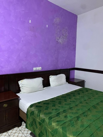 Imagen de la habitación del Hotel SKY Bonapriso. Foto 3