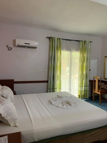 Imagen de la habitación del Hotel SKY Bonapriso. Foto 13