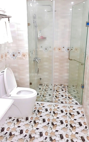 Imagen de la habitación del Hotel SKY GARDEN HOTEL. Foto 12