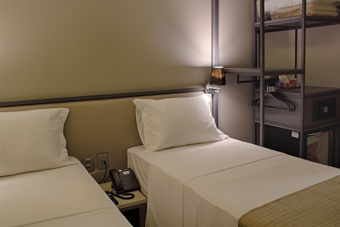 Imagen de la habitación del Hotel SLAVIERO Campina Grande. Foto 3