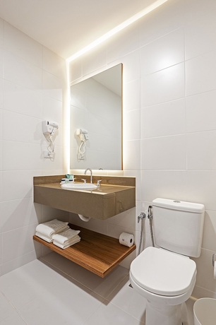 Imagen de la habitación del Hotel SLAVIERO Curitiba Aeroporto. Foto 5