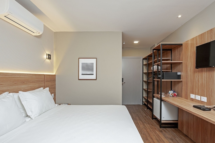Imagen de la habitación del Hotel SLAVIERO Curitiba Aeroporto. Foto 8