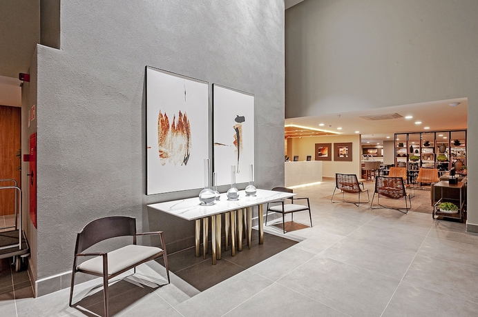 Imagen de los interiores del Hotel SLAVIERO Curitiba Aeroporto. Foto 15