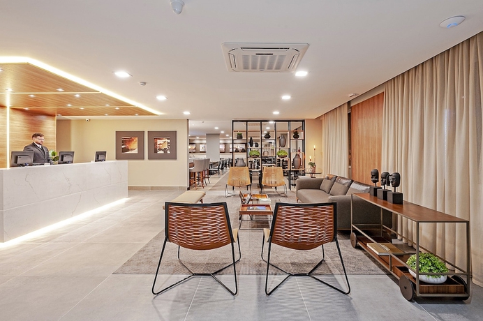 Imagen de los interiores del Hotel SLAVIERO Curitiba Aeroporto. Foto 18