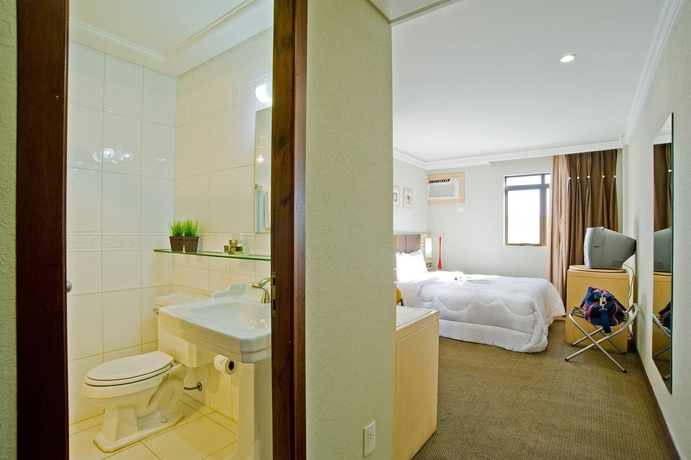 Imagen de la habitación del Hotel SLAVIERO EXECUTIVE PINHAIS. Foto 5