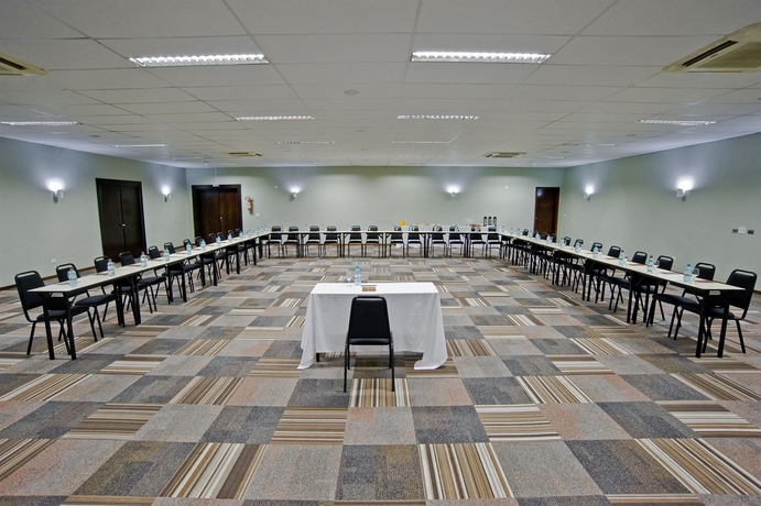 Imagen de los interiores del Hotel SLAVIERO EXECUTIVE PINHAIS. Foto 15