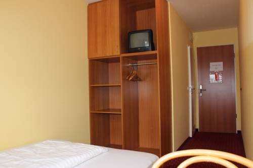 Imagen de la habitación del Hotel SLEEEP Sattledt. Foto 4