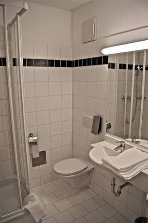 Imagen de la habitación del Hotel SLEEEP Sattledt. Foto 14