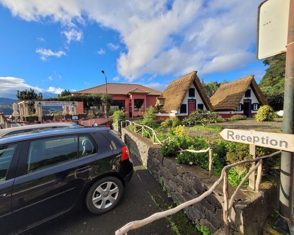 Imagen del bar/restaurante del Hotel SLEEP AND GO - SANTANA IN NATURE BandB. Foto 5