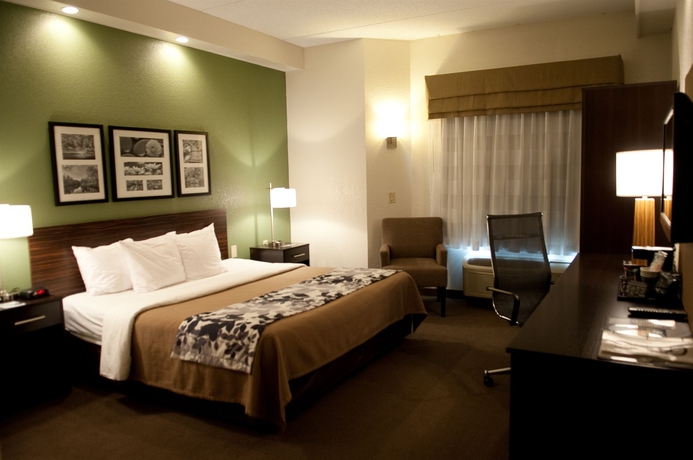 Imagen de la habitación del Hotel SLEEP INN y SUITES BUFFALO AIRPORT. Foto 13