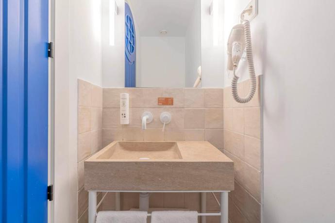 Imagen de la habitación del Hotel SLEEP'N Valencia. Foto 11
