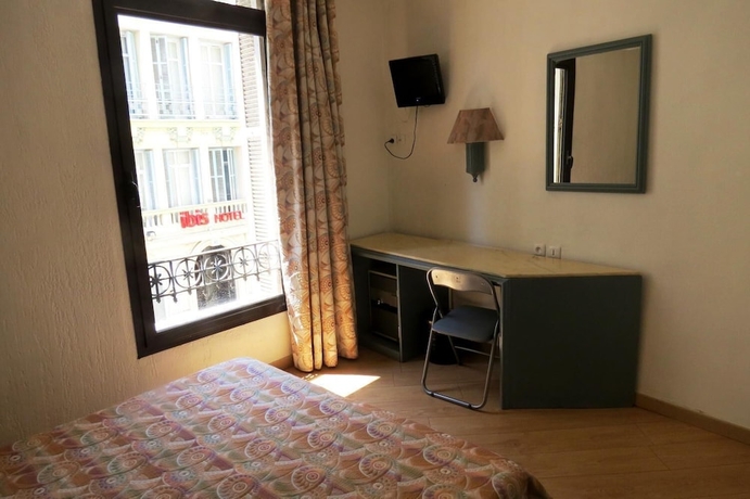 Imagen de la habitación del Hotel SLO Nice. Foto 9