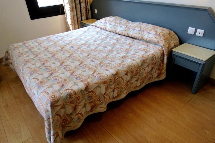 Imagen de la habitación del Hotel SLO Nice. Foto 13