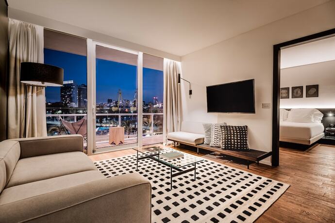 Imagen de la habitación del Hotel SLS Buenos Aires Puerto Madero. Foto 5