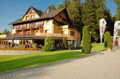 Imagen general del Hotel SLUNEČN&Aacute; LOUKA. Foto 3
