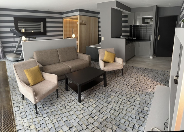 Imagen de la habitación del Hotel SL'otel im Parforcehaus. Foto 4