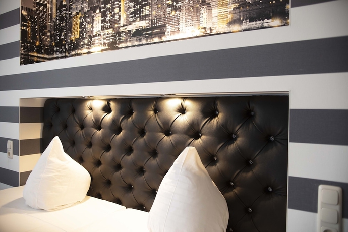 Imagen de la habitación del Hotel SL'otel im Parforcehaus. Foto 19
