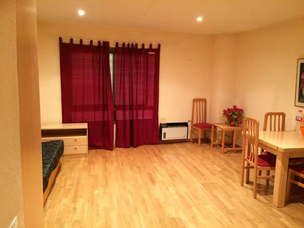 Imagen de la habitación del Hotel SM Apartments. Foto 6