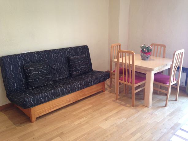 Imagen de la habitación del Hotel SM Apartments. Foto 7