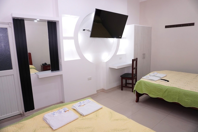 Imagen de la habitación del Hotel SMIR. Foto 12