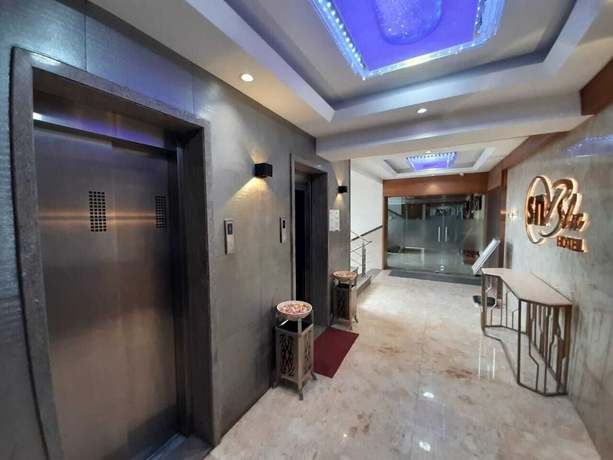 Imagen de los interiores del Hotel SN Blu. Foto 16