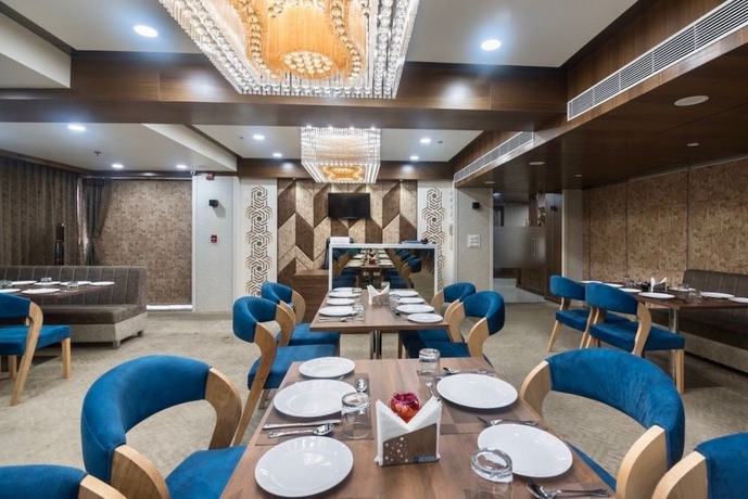 Imagen de los interiores del Hotel SN Blu. Foto 17